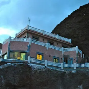 vivienda-vacacional-la-roca.in-canary-islands.com/